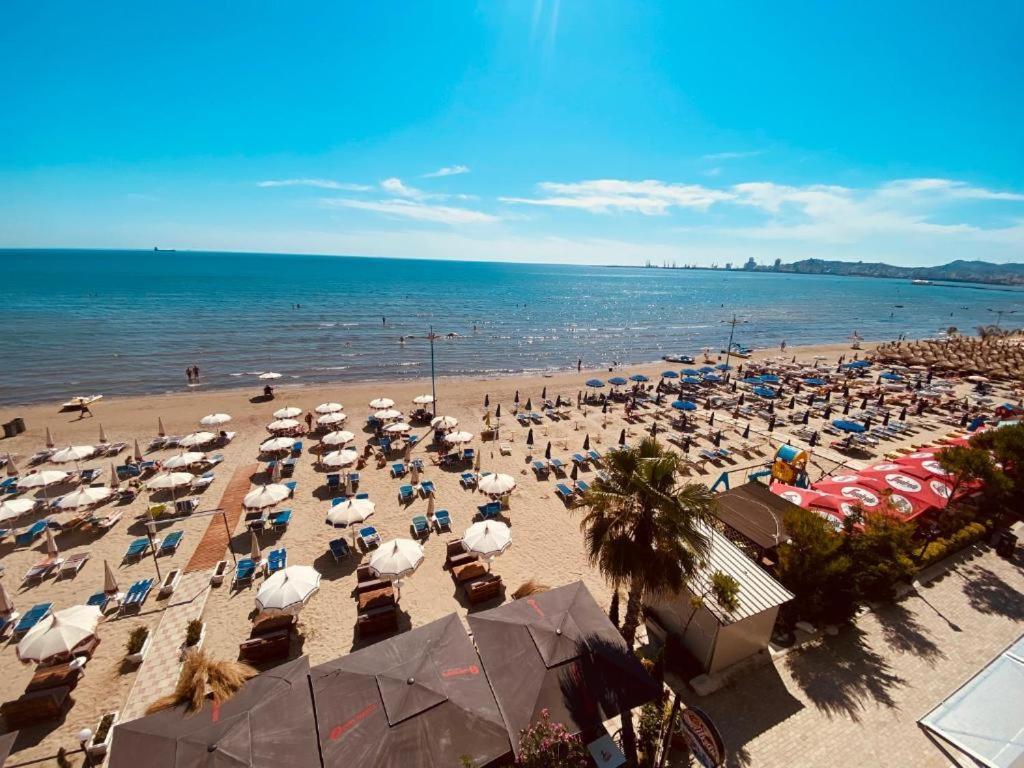 Luxurious Cozy Seaview Apartment Durrës Esterno foto